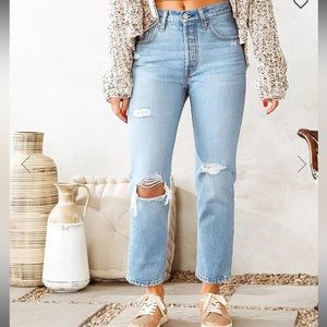 NWT Levi's Women's 501 Crop Jeans,  High Rise, Straight Leg, Athens Break